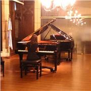 Clases de Piano. Niños , adolecentes y adultos. Soy egresada de la UNA. Tengo 15 años de experiencia. Todo tipo de repertorio